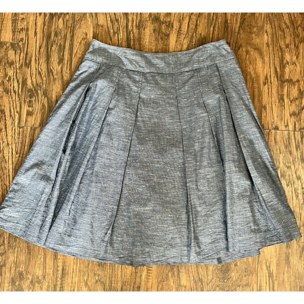 Boden Pleated Skirt Blue Heathered Chambray Knee Length Lined EUC Size 8